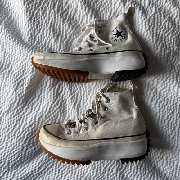 Converse Run Star Hike Lugged Hi in White, Black, & Gum - Picture 2 of 6